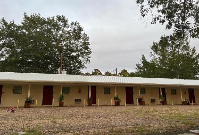 غرفة قياسية مطلّة علي البحيرة, Driftwood Inn And Lodge By The Lake