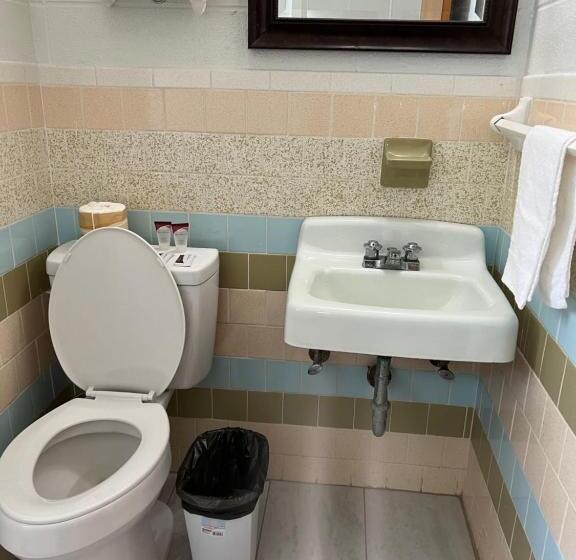 غرفة قياسية فردية, Driftwood Inn And Lodge By The Lake