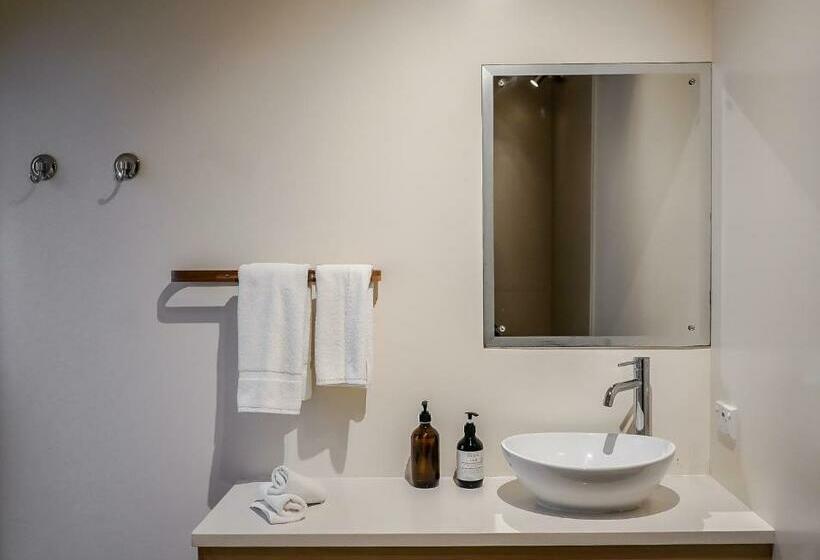 סטודיו סטנדרט, מיטה זוגית, La Dolce Vita Whangamata