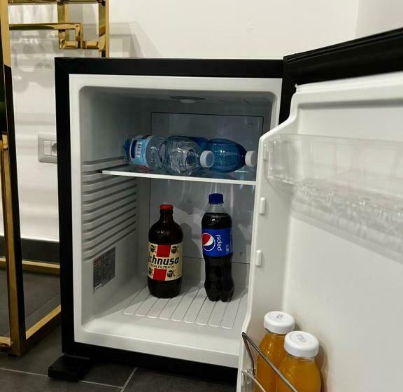 带按摩浴盆的套房, Habitat Luxury Suites