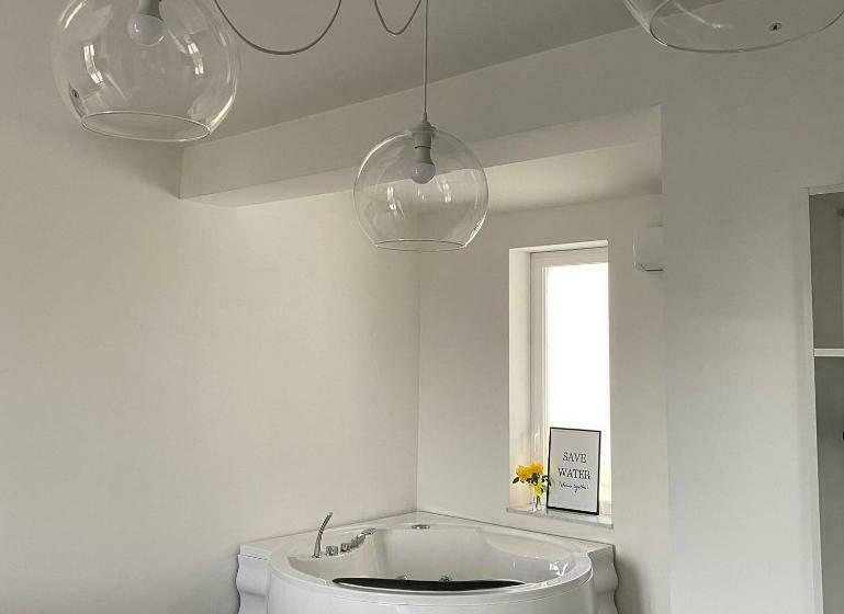 带按摩浴盆的套房, Habitat Luxury Suites