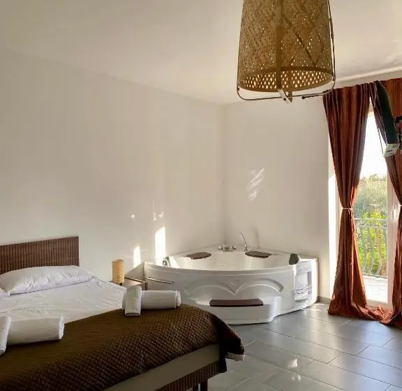 デラックススイート, Habitat Luxury Suites