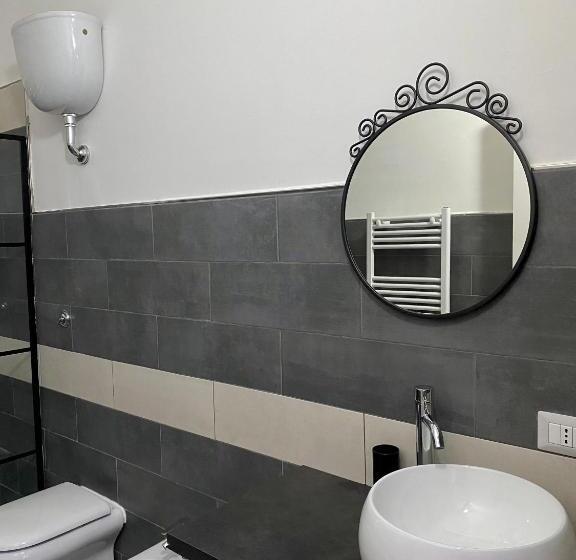 标准间, Habitat Luxury Suites