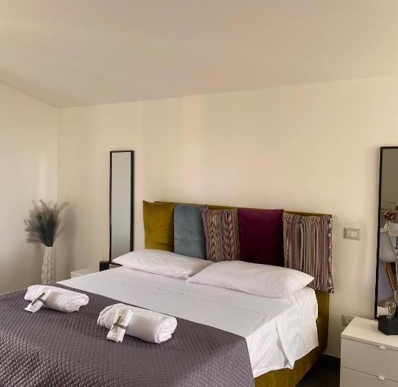 带按摩浴盆的套房, Habitat Luxury Suites