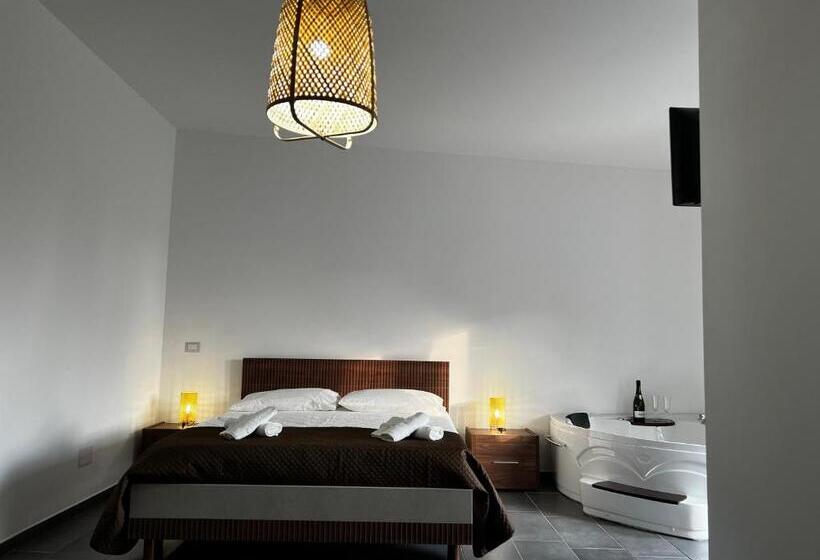 豪华套房, Habitat Luxury Suites