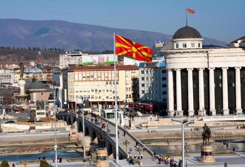 اتاق استاندارد, Room In Guest Room Hotel Square Skopje Macedonia