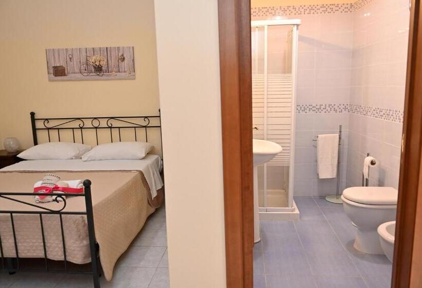 חדר סטנדרט, B&b A Capua   I Portici Del Centro