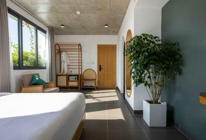 اتاق لوکس با چشمانداز شهر, The Leaf Boutique Oceanfront