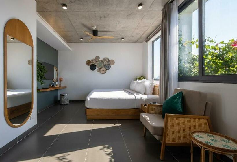 اتاق لوکس با چشمانداز شهر, The Leaf Boutique Oceanfront