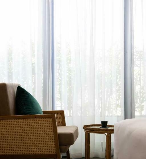 اتاق لوکس با چشمانداز شهر, The Leaf Boutique Oceanfront