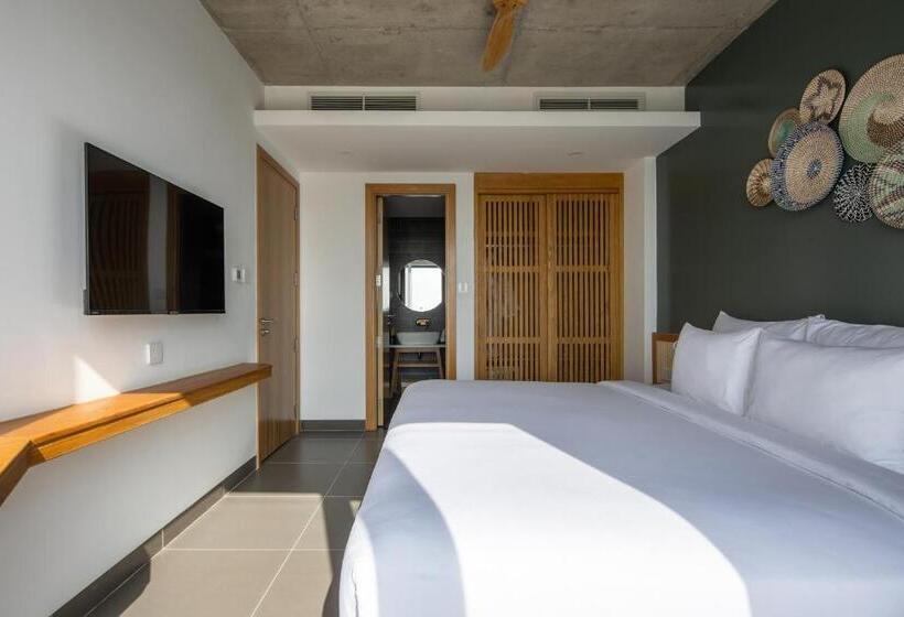 سوییت خانوادگی, The Leaf Boutique Oceanfront