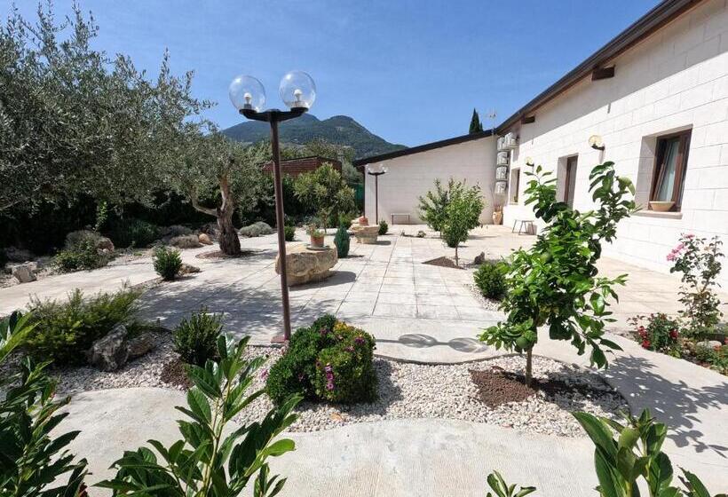 スーペリアの４人部屋, Equiturismo San Lorenzo   Villa Kamara