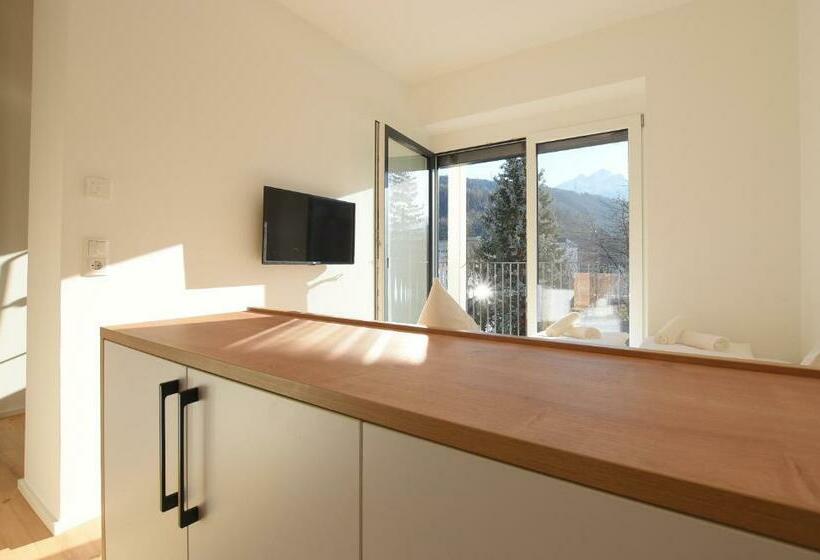 1ベッドルームのスーペリアアパートメント, Myquartier Central City Suites