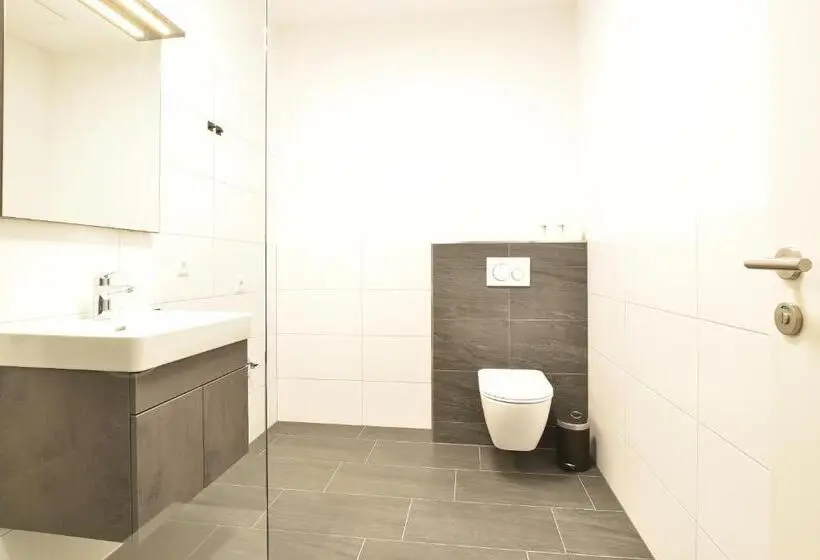 １ベッドルームのスーペリアアパートメント, Myquartier Central City Suites