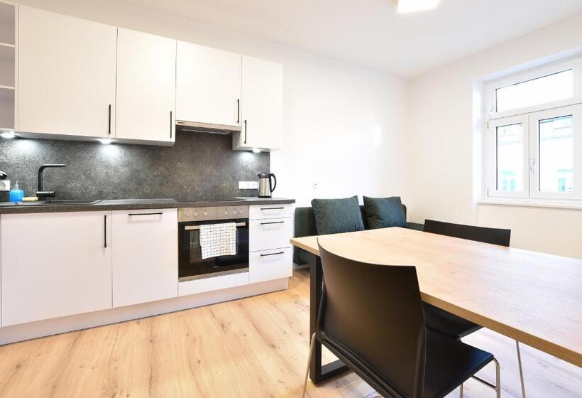 1ベッドルームのスーペリアアパートメント, Myquartier Central City Suites