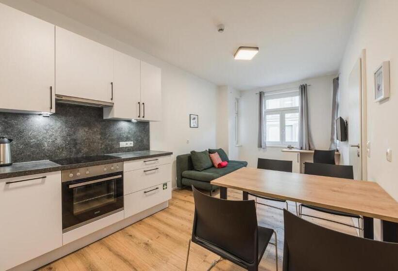 1ベッドルームのスーペリアアパートメント, Myquartier Central City Suites