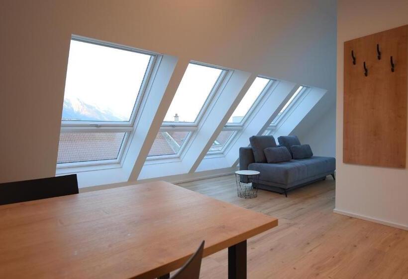 ペントハウスルーム, Myquartier Central City Suites