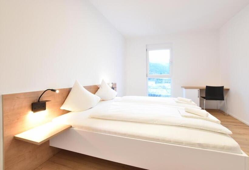 ペントハウスルーム, Myquartier Central City Suites