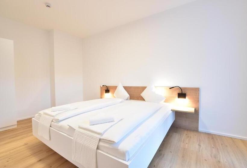 ペントハウスルーム, Myquartier Central City Suites