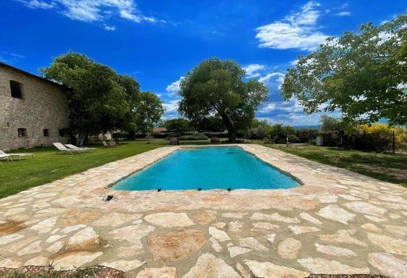 Дом 1 Спальня, Exclusive Pool Open All Year Spoleto Biofarm Slps 8 Village Shops, Bar1 Km 3