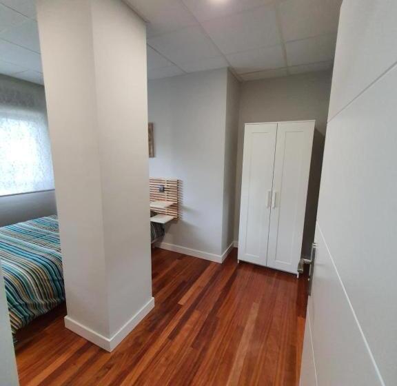 Номер Стандарт, Guggenheim Riverview Hbi01297