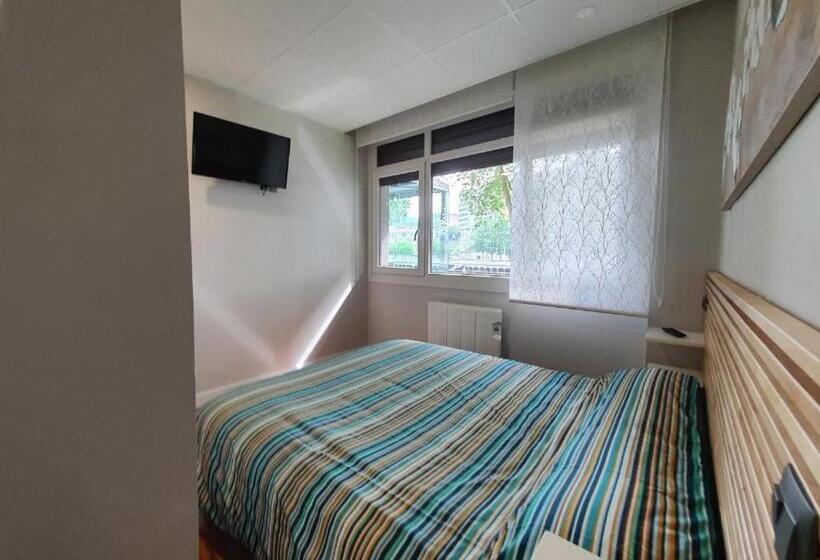 חדר סטנדרט, Guggenheim Riverview Hbi01297