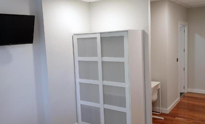 חדר סטנדרט, Guggenheim Riverview Hbi01297