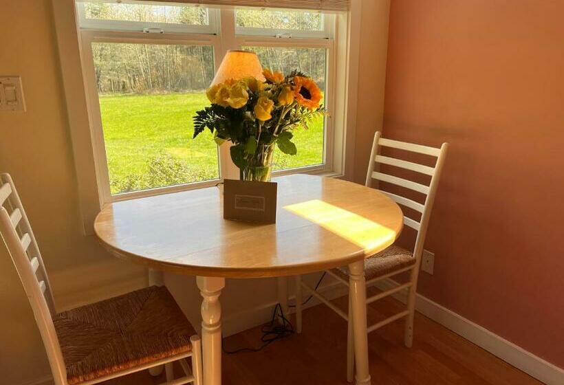 جناح ديلوكس سرير كينج, Lopez Farm Cottages & Tent Camping