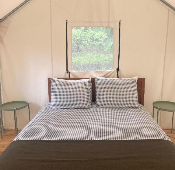 Standard Tent, Lopez Farm Cottages & Tent Camping