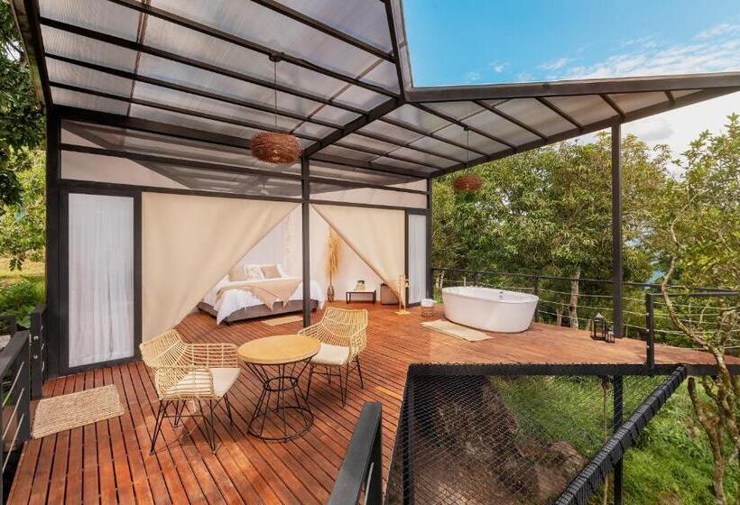 Бунгало Deluxe, Santuario Luxury Eco
