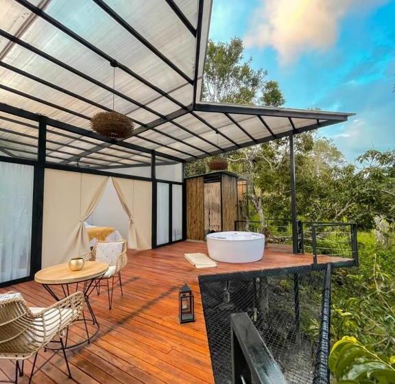 Бунгало Deluxe, Santuario Luxury Eco