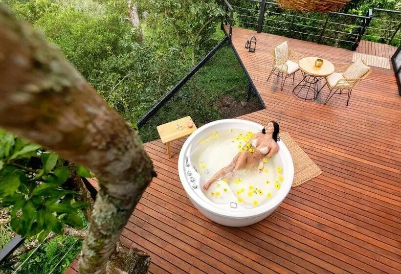 デラックスバンガロー, Santuario Luxury Eco