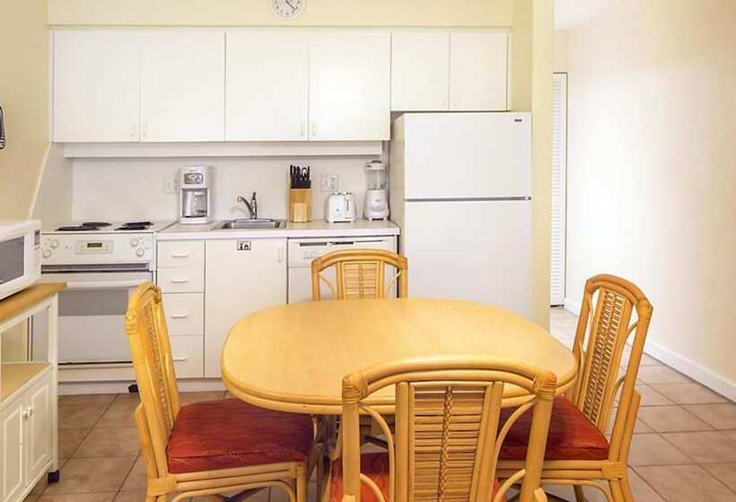 جناح ديلوكس, Resort Sixty Six