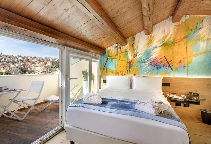 标准间带阳台, Dimora Bonafede Ibla Design Rooms