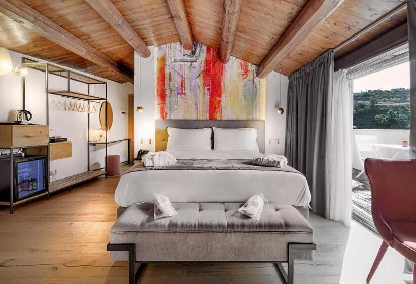 带按摩浴盆的套房, Dimora Bonafede Ibla Design Rooms