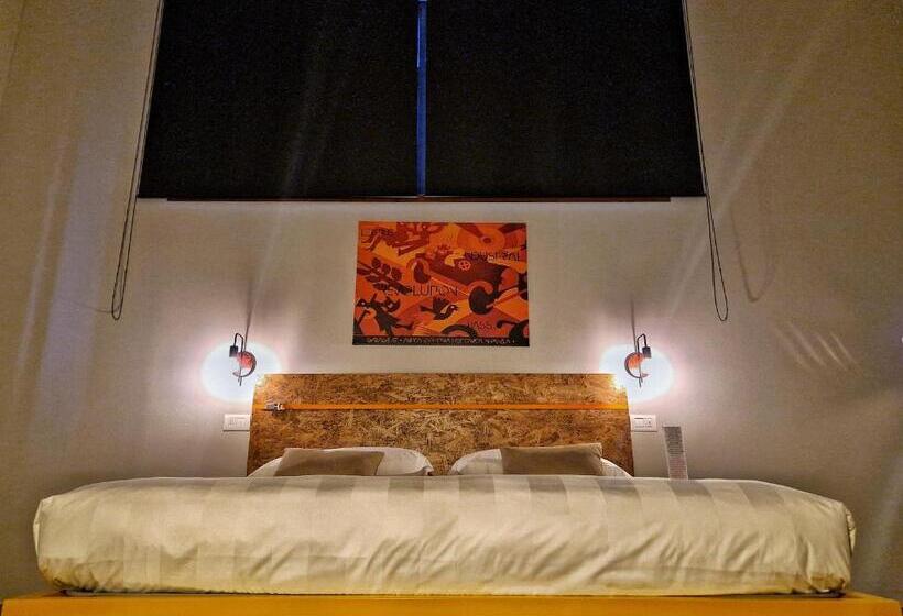 キングサイズベッドのデラックスルーム, Garage47 Storica Officina Meccanica Loft B&b In Pienza