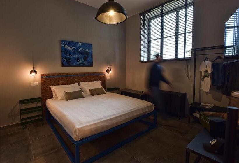 キングサイズベッドのスタンダードルーム, Garage47 Storica Officina Meccanica Loft B&b In Pienza