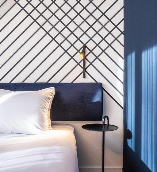 اتاق استاندارد, čad