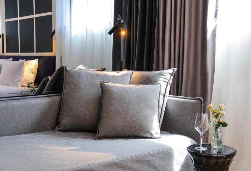 اتاق لوکس, čad