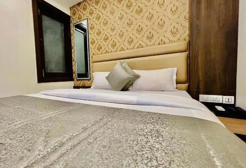スーペリアスタジオ, Apple Inn & Suites, New Delhi