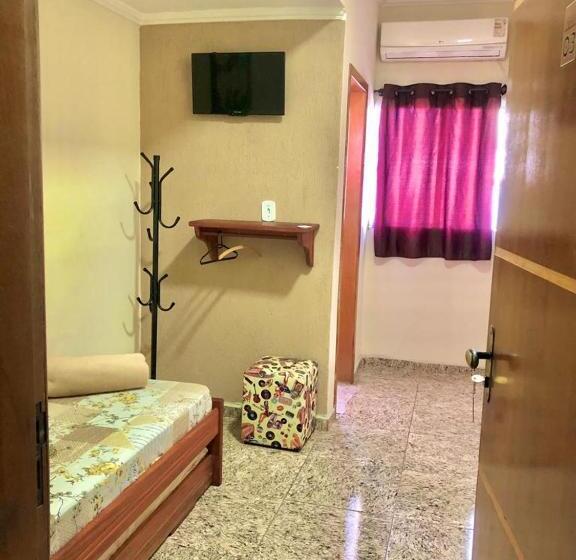 이코노미 룸, Pousada Estação Dos Devotos