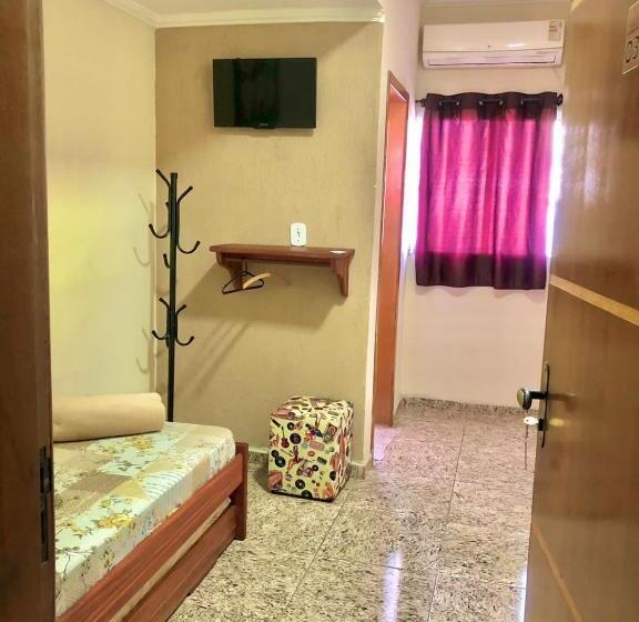 이코노미 룸, Pousada Estação Dos Devotos