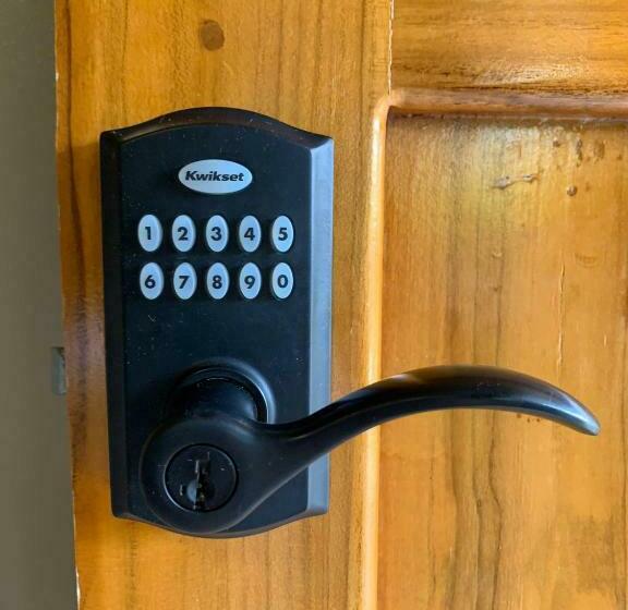 スタンダード４人部屋, Ticozuma