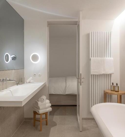 سوئیت با تخت بزرگ, Wilmina