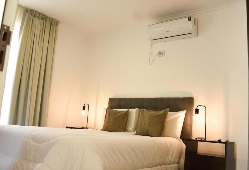 غرفة قياسية مزوَّدة بشُرفة, La Gioconda Apart