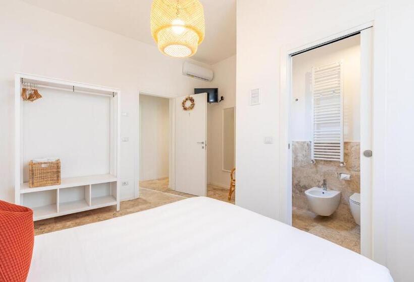 Номер Стандарт, L Acqua E La Pietra