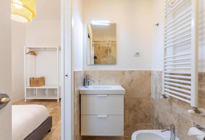 Номер Стандарт, L Acqua E La Pietra