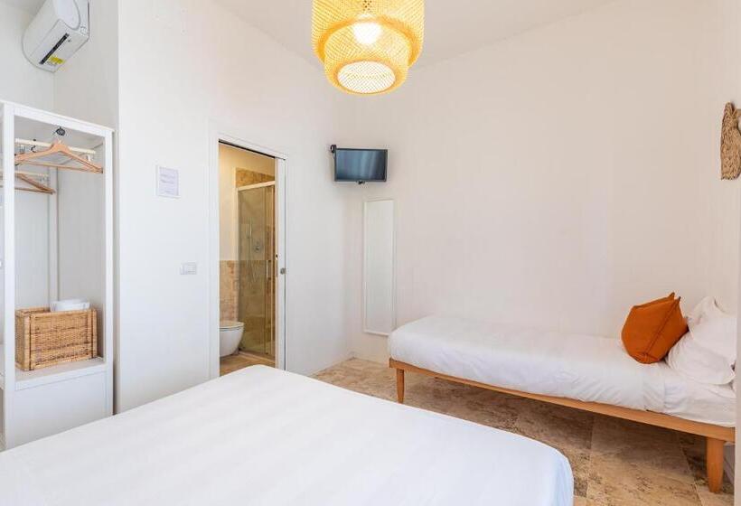 Трехместный Номер Базовый, L Acqua E La Pietra