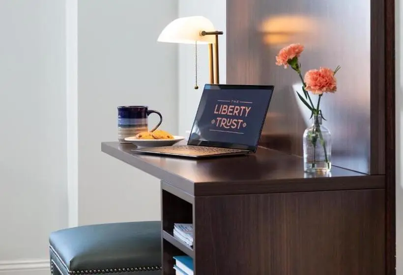 キングサイズベッドのデラックスルーム, The Liberty Trust