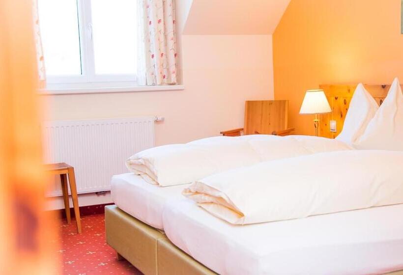 غرفة قياسية, Der Winzerhof